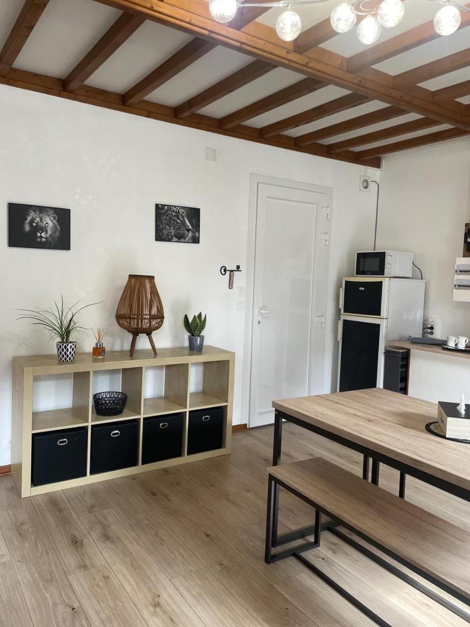 Superbe Appartement Face Au Chateau - 2 Chambres - Netflix/Canal+ Sedan Luaran gambar